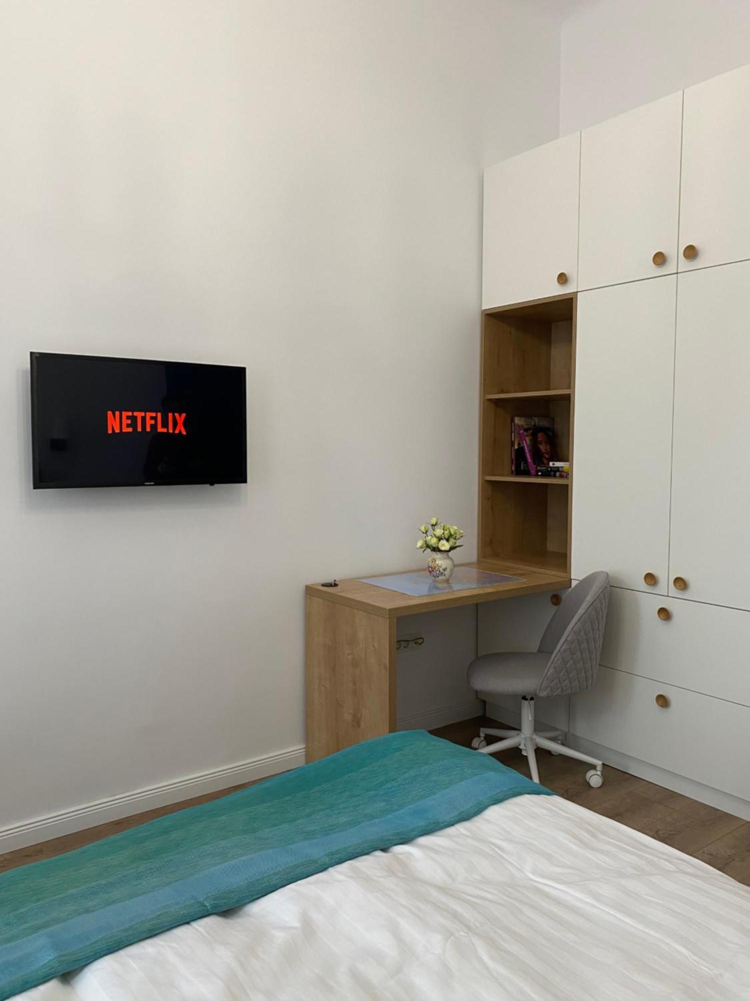 Hey Central Apartment Timisoara Bagian luar foto